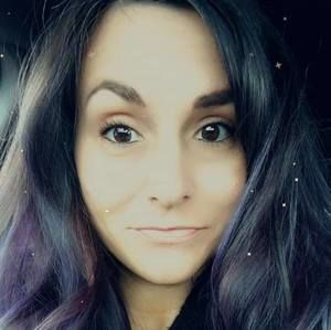 Meet your Posher, Kendra